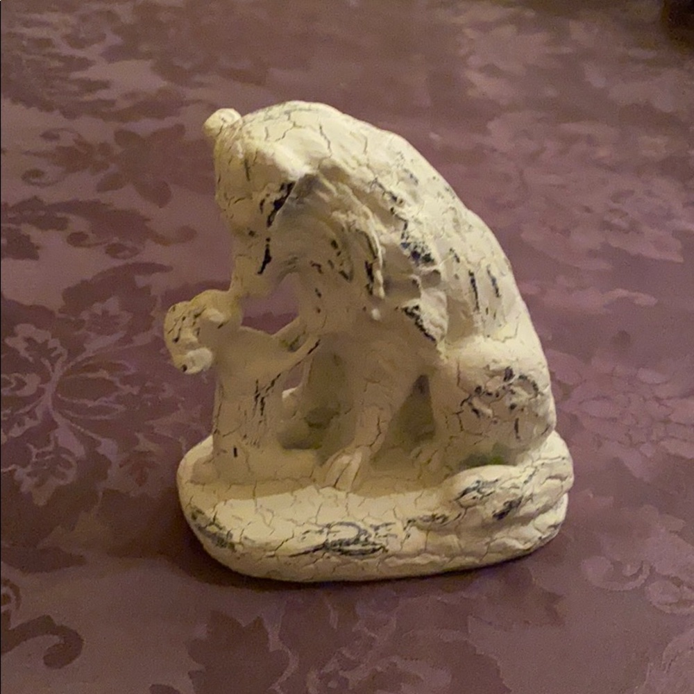 Vintage Statue of Momma Dog and Puppy - Picture 3 of 8